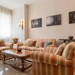 דירה Giulio Apartment-train Station *